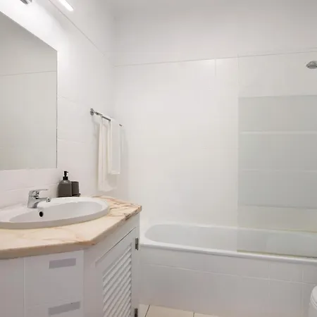 Center 알부페이라