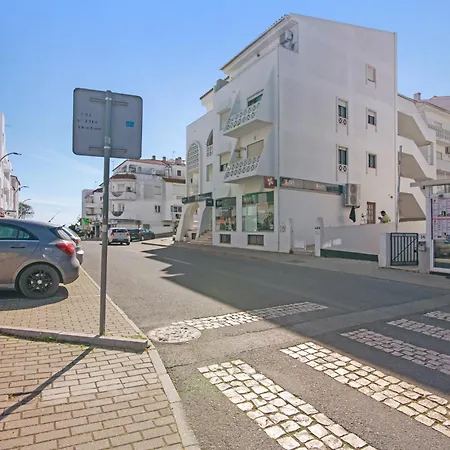 Center Apartmán *